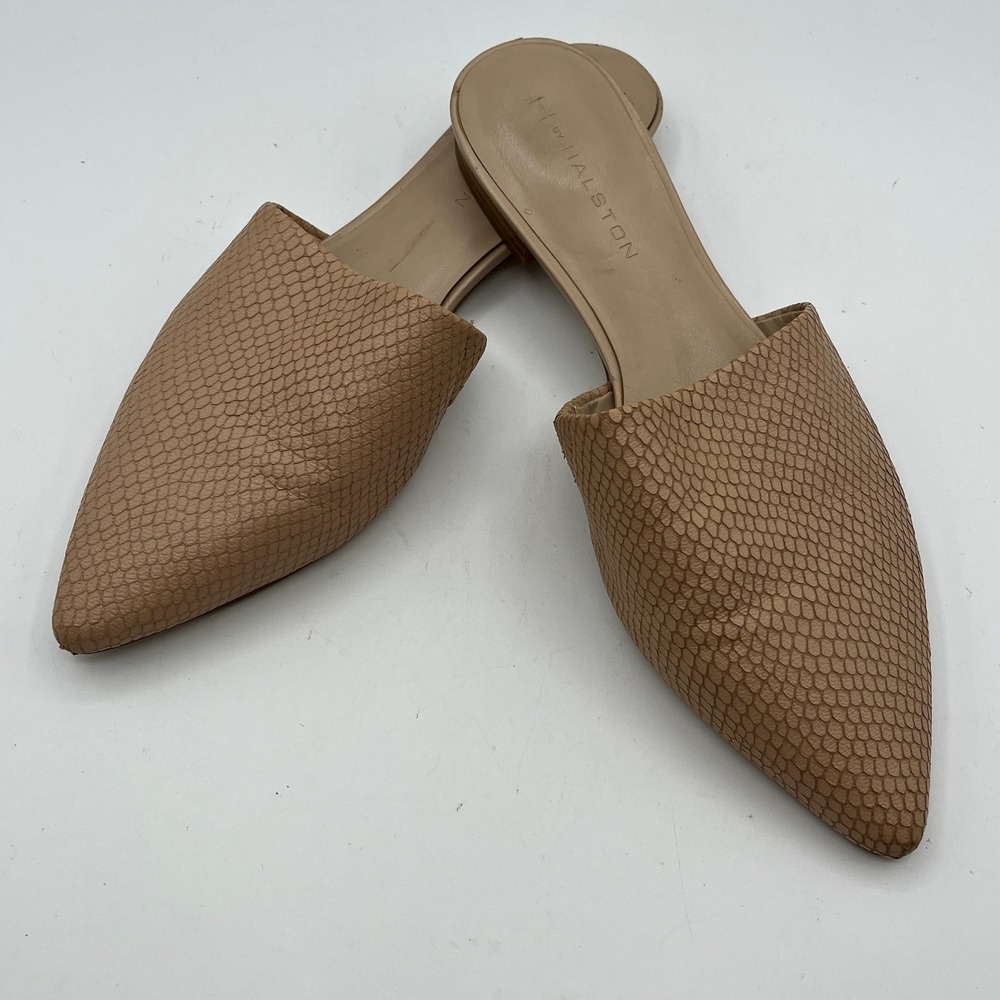 H by Halston Alina Tan Snakeskin Embossed Pointed Toe Mules Flats Womens 9M READ